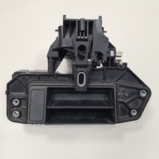 A2117400893 MERCEDES BENZ ESTATE BOOT OPEN HANDLE WITH A LOCK