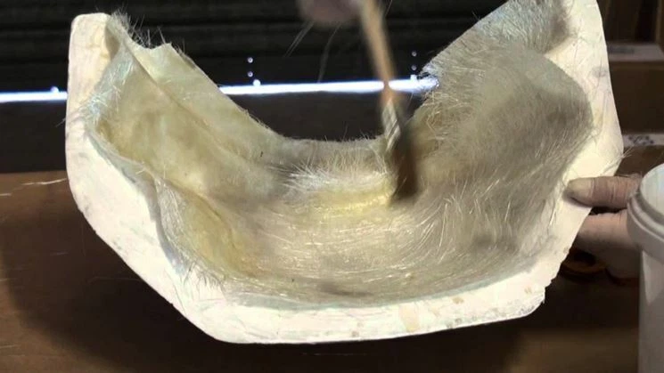 KIT VETRORESINA POLIESTERE 1,3 KG NAUTICA AUTO RESINA 1KG + 1Mq MAT 300+Pennello - Immagine 4 di 4