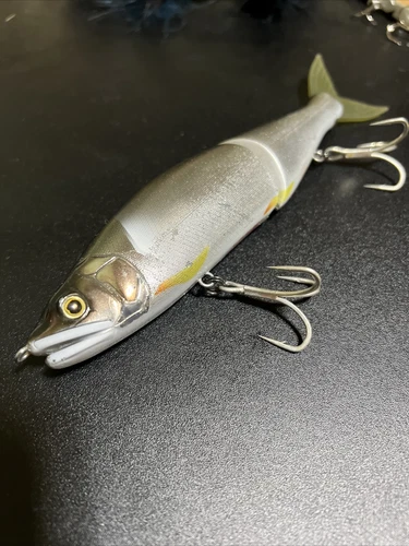 Gan Craft Jointed Claw 178 Type15SS Used