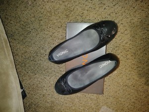 Black Vionic Flats With Arch Support Ebay