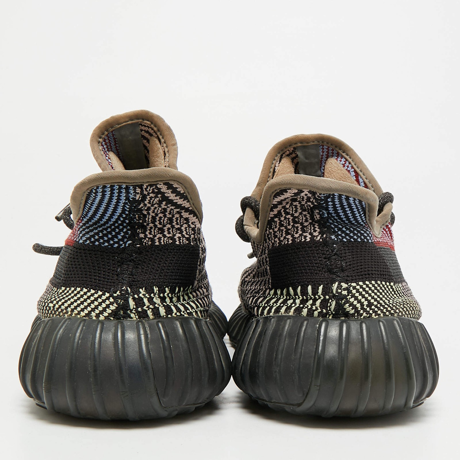 Yeezy x Adidas Boost 350 V2 Yecheil NonReflective Size 40.5 Multicolor Knit image 5