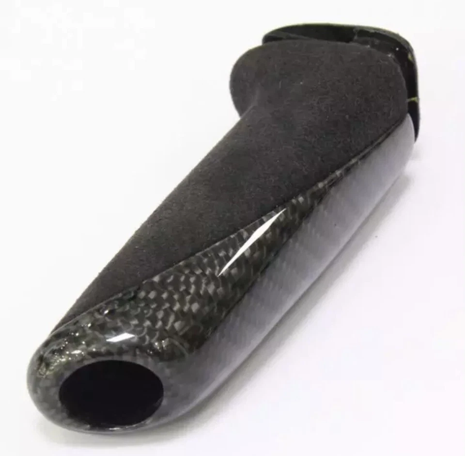 Palanca cubierta de freno de mano de fibra de carbono real BMW M135i M140i M235i M240i Foto 2 de 4