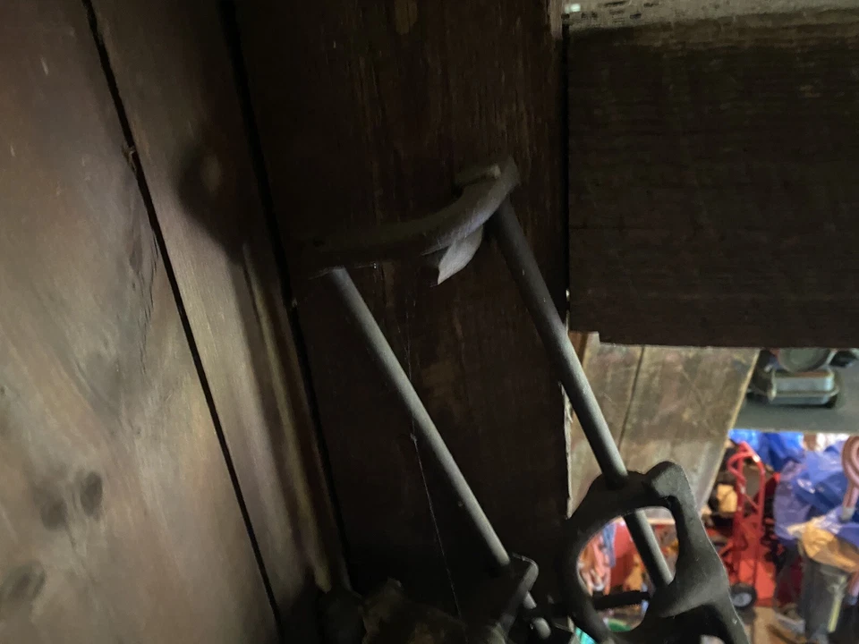 Antique Hand Crank Sickle Bar Grinder Tool Sharpener International Harvester - Image 3 of 4