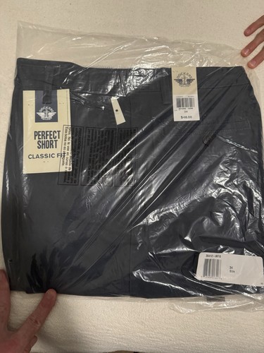 Dockers Perfect Short Classic Fit - Dark Navy - Size 34