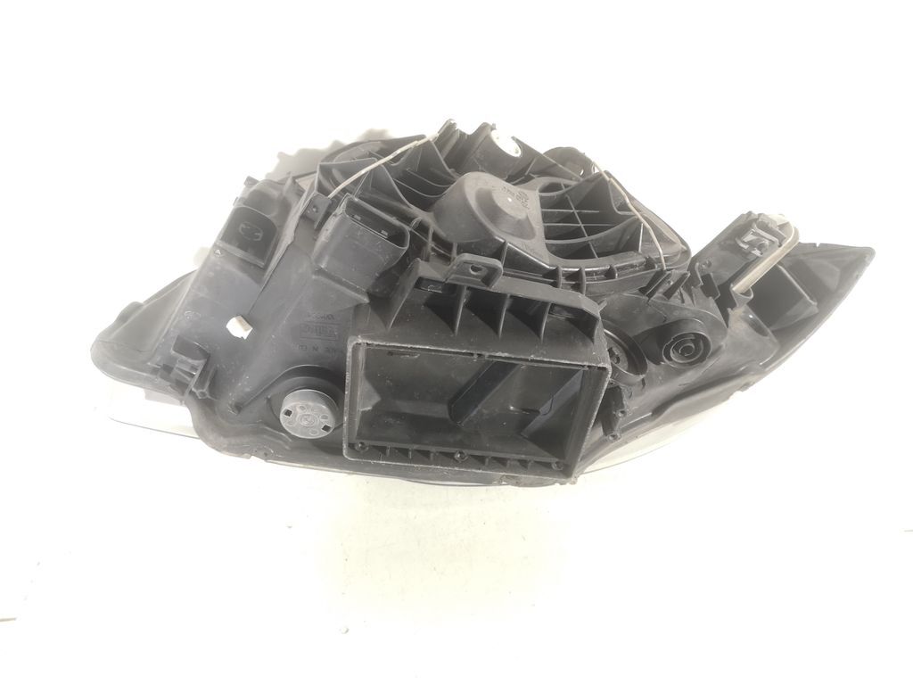 BMW 1 E82 E88 2012 Front right headlight headlamp 6311726364002 