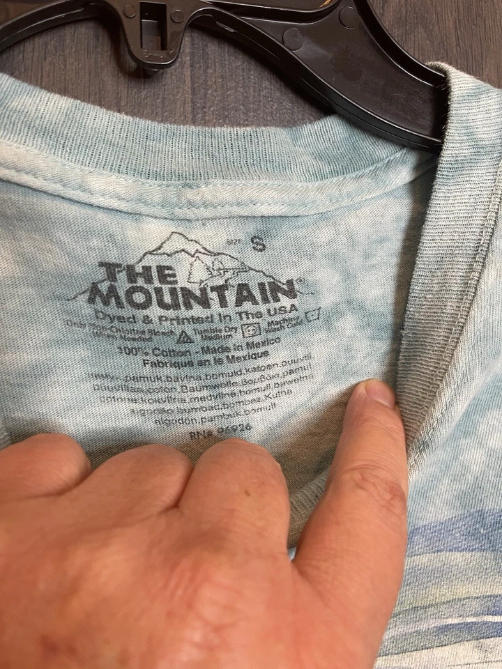 Love Like No Otter-Marca Mountain-Anitrias sostenidas de la mano-San Valentín-Tallas pequeñas Foto 4 de 4