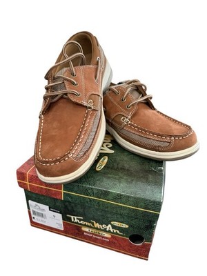 New In Box Thom McAn Kellan 3 Boat Men s Shoes Size 9M Tan Brown Rubber Soles