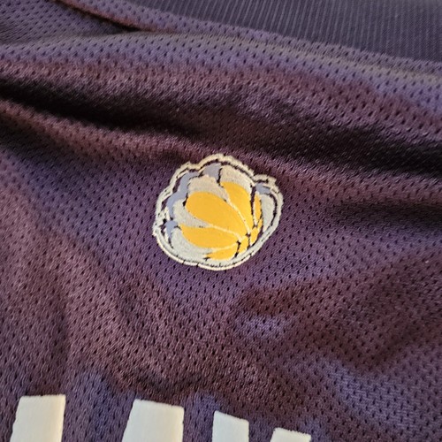 Camiseta de baloncesto vintage retro OJ Mayo Memphis Grizzlies serigrafiada NBA pequeña - Imagen 3 de 7