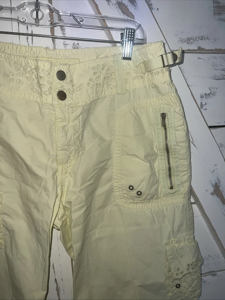 Da-Nang Yellow Womens S Cargo Shorts Vintage Rare Y2K Eyelet Buttercup Yellow M - Image 3 of 4
