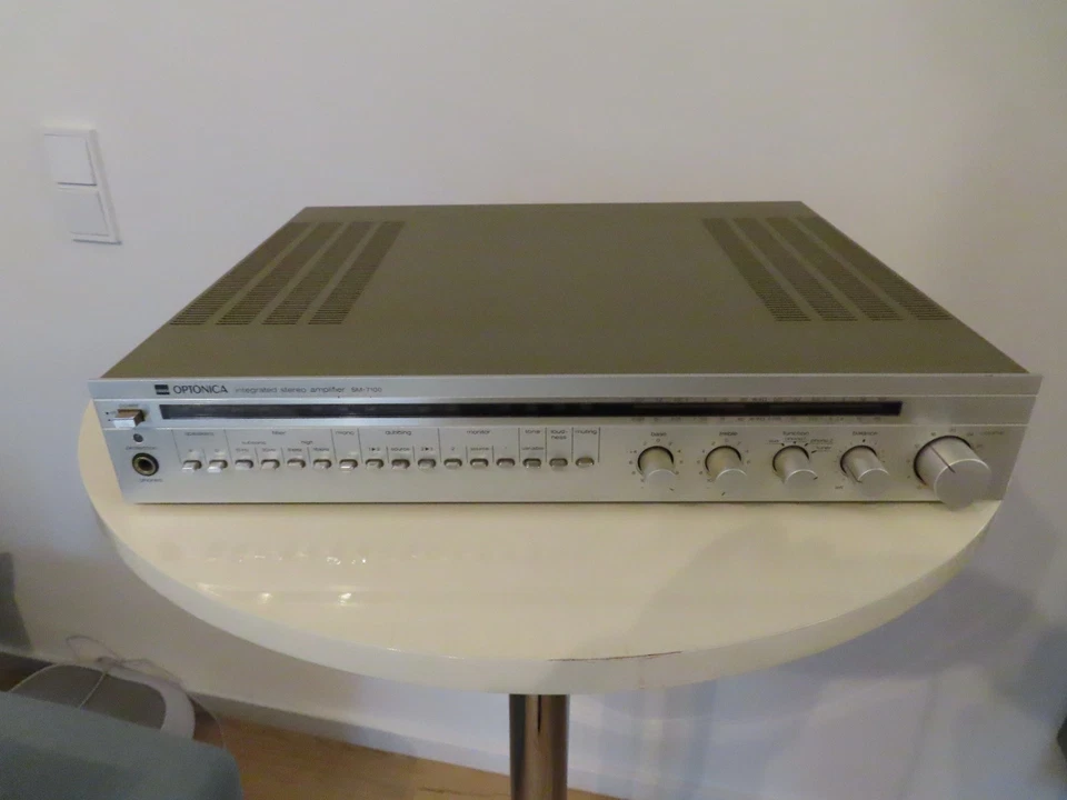 Sharp Optonica Stereo Verstärker SM-7100H