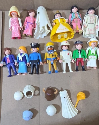 New ListingVINTAGE PLAYMOBIL PEOPLE 1974-1993 LOT OF 13 PEOPLE & 7 ACCESSORIES