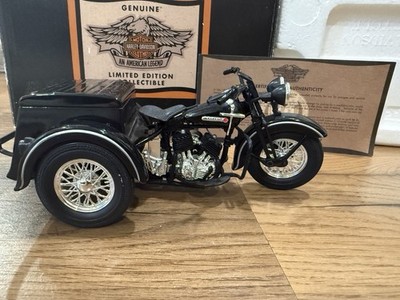 1947 Harley Davidson Servi-Car Die Cast Bank 1:12 Scale Model 99211-96V