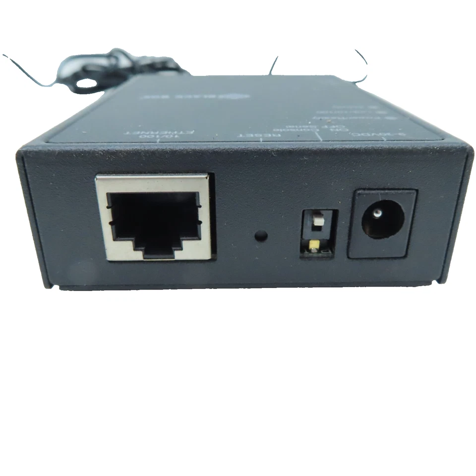 Black Box LES4011A Fast Ethernet Terminal Server Port BD9M - Image 4 of 4