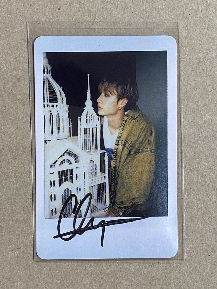 STRAY KIDS World Tour District 9 : Unlock OFFICIAL POLAROID STRAY KIDS World Tour District 9 : Unlock OFFICIAL POLAROID
