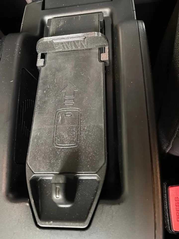 BMW / MINI Wireless Charger Adapter F3x F5x F6x F8x I01 I3 Charger Extender - Image 2 of 4