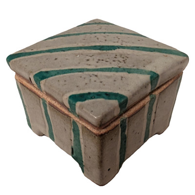 Japanese Mashiko Hamada Shinsaku 濱田晋作 Studio Pottery Lidded Incense Box Kogo