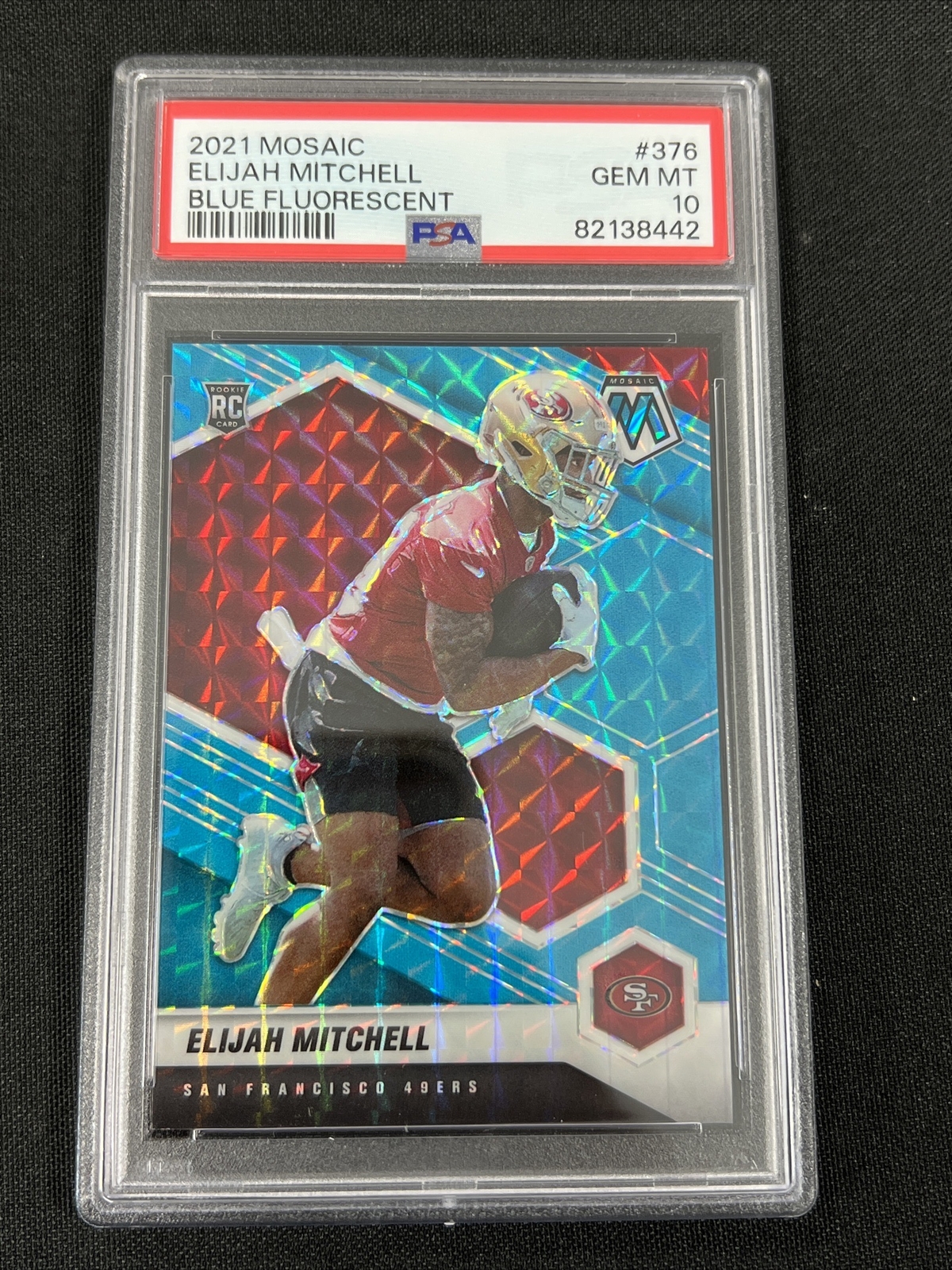 2021 Mosaic Elijah Mitchell #376 Blue Fluorescent /15 Rookie PSA 10