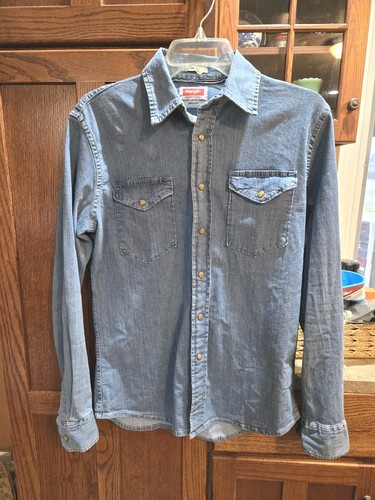 Wrangler Hemd Herren Small Denim Pearl Snap Langarm Arbeit Indigo Western Jeans