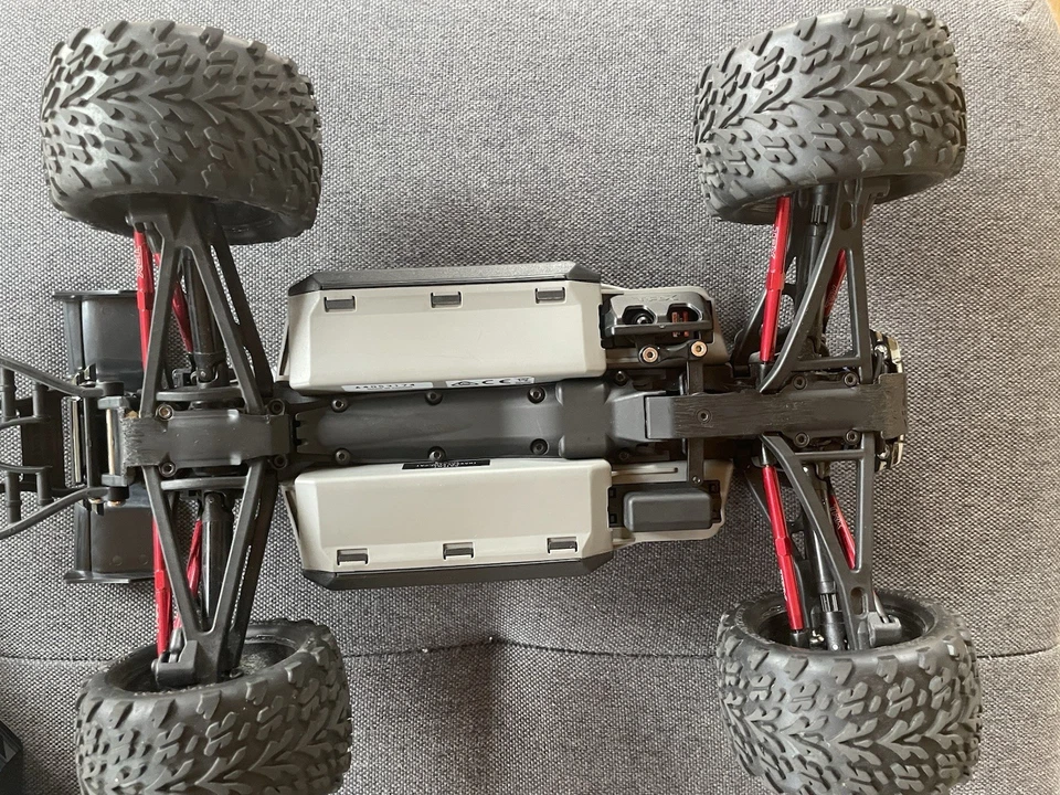 Traxxas E-Revo 1:16 blau VXL RTR Brushless mit Original Tuning wie NEU - Bild 4 von 4