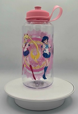Sailor Moon Crystal Cast Water Bottle 32oz W/ 1x Plastic Display  Case NEW