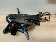 UNE BAVETTE ARRIERE AVEC