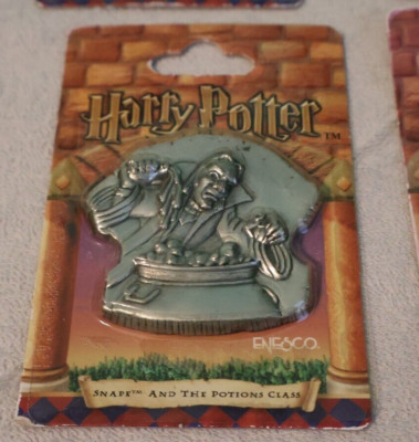 Harry Potter Enesco Medallion Magnet Severus Snape And The Potions Class Vintage