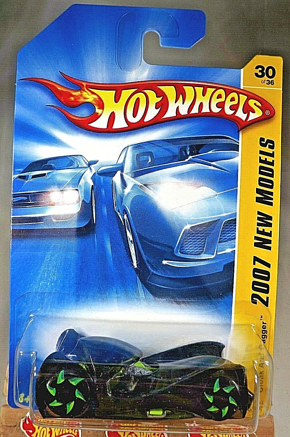 2007 Hot Wheels #30 New Models 30/36 CLOAK And DAGGER Dark Black Tinted w/OH5 Sp
