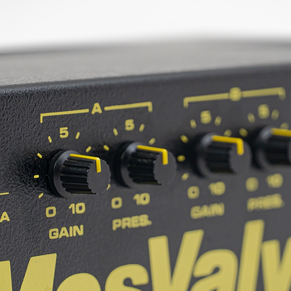 Tube Works MOSValve MV-962 Stereo Rack Power Amp by BK