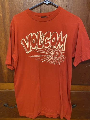 Vintage Volcom Skateboarding T Shirt Sun Face Red Sz M Y2K - Picture 2 of 8