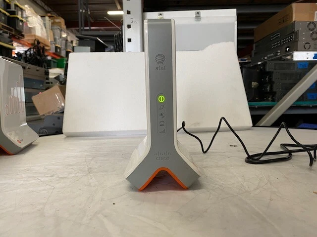 Lote de 6 torres amplificador de señal celular inalámbrico Cisco AT&T Microcell DPH151-AT Foto 2 de 4