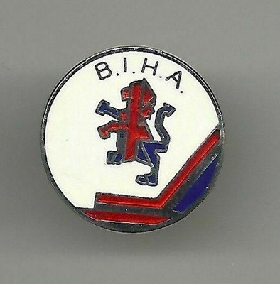 ICE HOCKEY PIN FROM ENGLAND 143 DEL