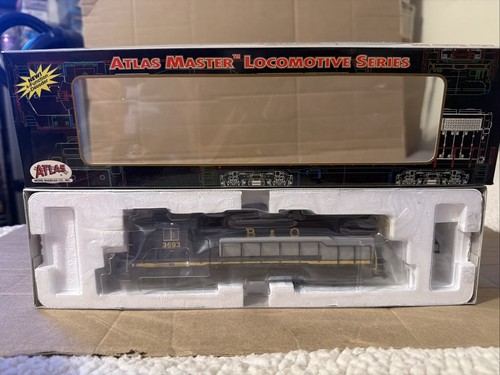 Locomotora nariz baja Atlas Master HO Baltimore & Ohio GP-40 #9740 #3693 DCC | Condition: New