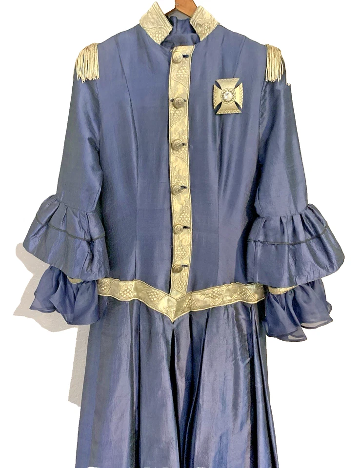 IMPRESIONANTE Vestido de Halloween Medieval Gótico Renacimiento Teatro Foto 2 de 4