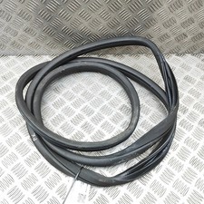 MERCEDES-BENZ GLE W166 Türdichtungsgummi vorne links A1666970051 2016 35233527 MERCEDES-BENZ GLE W166 Türdichtungsgummi vorne links A1666970051 2016 35233527