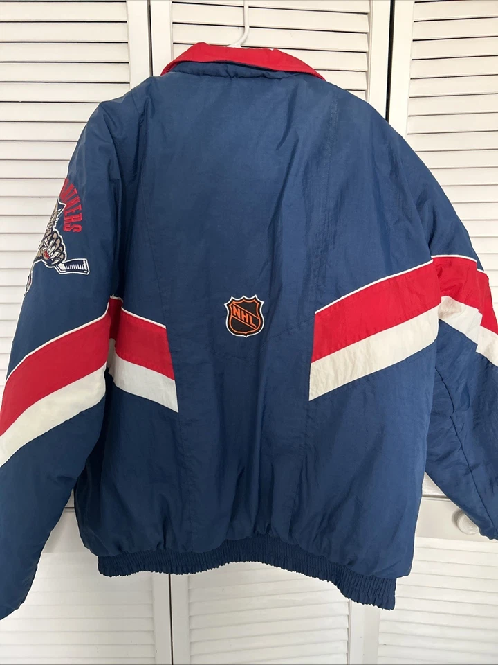 Florida panthers  Puffer Jacket - Image 2 of 4