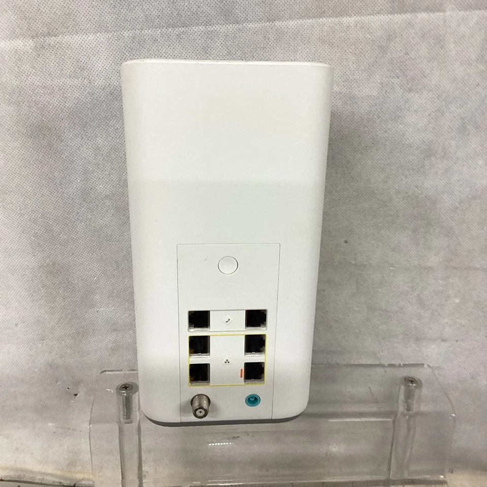 Comcast Xfinity XB7-T GIGABIT Modem WiFi Router with Power Cord - Used - Image 3 of 4