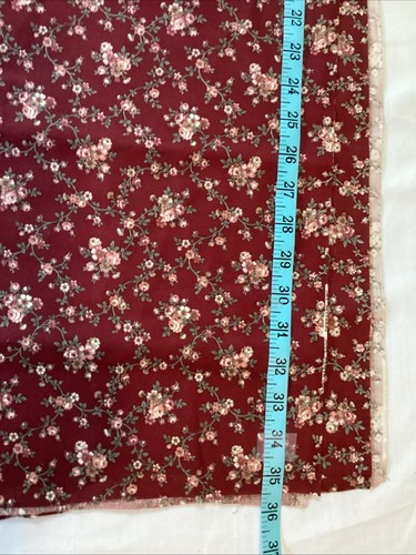 De colección 44 w x 70” L - Marcus Bros. Tela - Borgoña Rosa Verde - Floral Calicó - Imagen 7 de 9