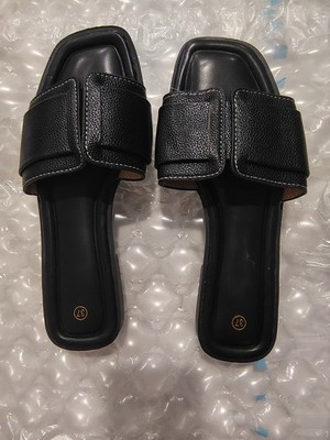 womens shoes I Have 4 Colors Black,brown,beige,withe