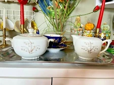 JAPAN FINE CHINA CREAMER AND COVERED HANDLED SUGAR BOWL NARUMI CHARISSE WHEAT