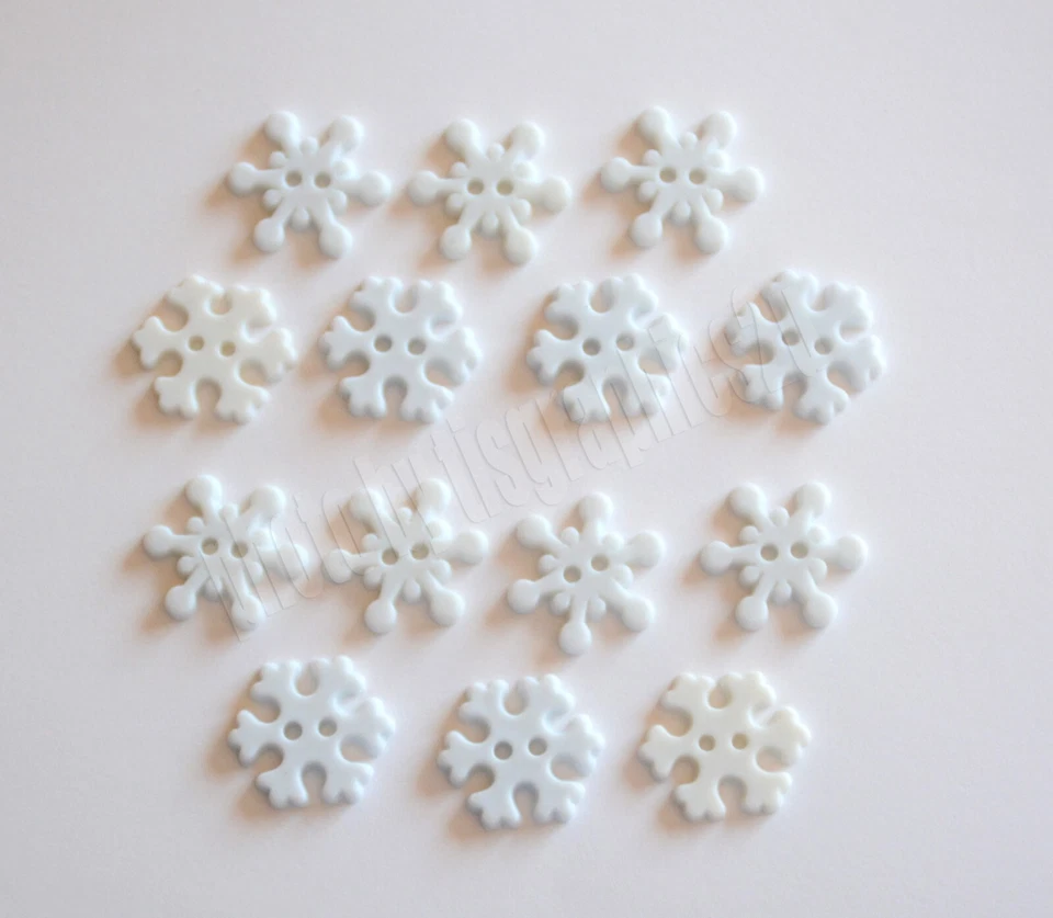 Copos de nieve / Coser a través de botones artesanales / Botones en abundancia Navidad / Invierno Foto 2 de 3