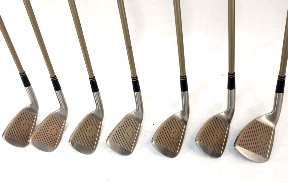 Square Two Light & Easy Iron Set (4-9,S) RH Ladies Graphite MISSING PW (R4579) - Image 4 of 4