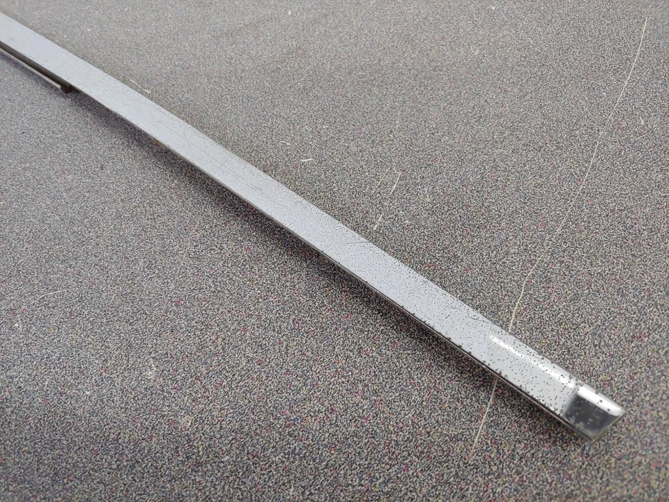 BONITO USADO ORIGINAL PORSCHE 911 912 CROMO L PUERTA SUPERIOR HORIZONTAL MOLDURA 65-67 #3 Foto 4 de 4