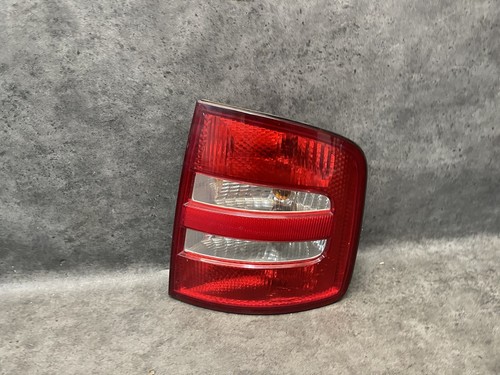 Skoda Fabia 6Y Kombi Rückleuchte Rücklicht Rechts#21385