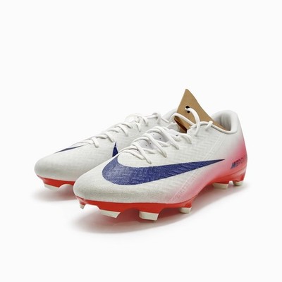 Nike Mercurial Vapor 16 Pro Fear Nothing Soccer Cleats HJ7332-600 Sz M 11.5 W 13