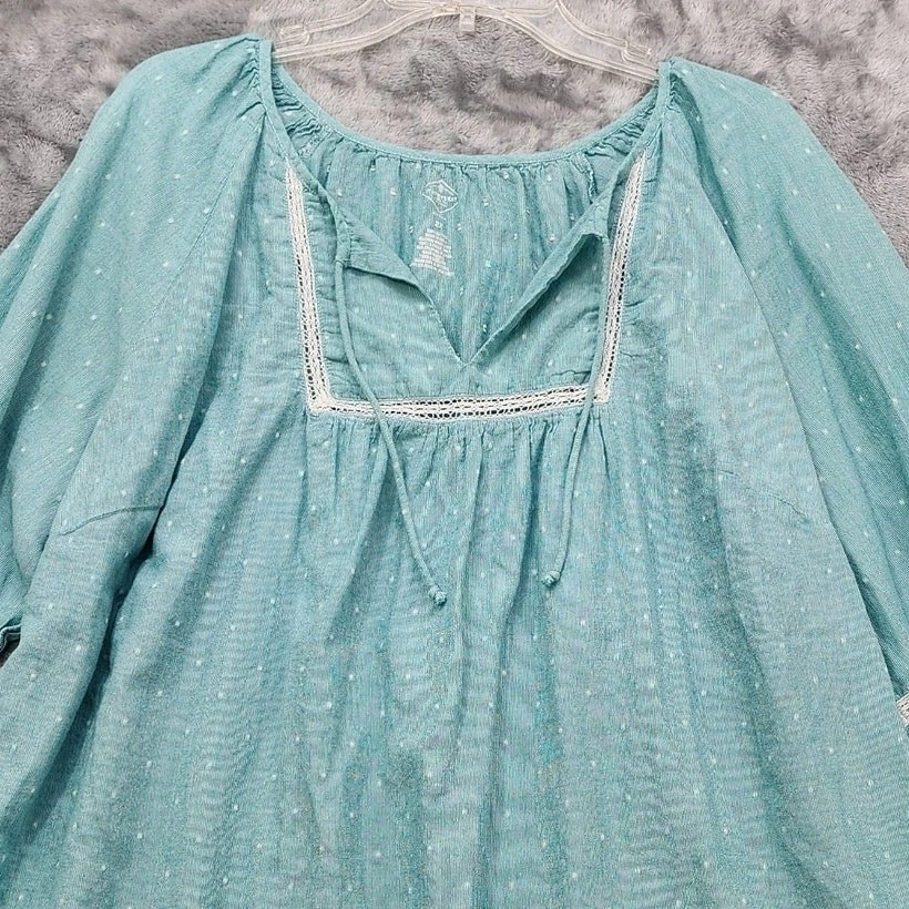 Top de mujer St. John's Bay 2X azul punto suizo corbata delantera campesina manga larga algodón Foto 2 de 4