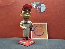 Roberto Alomar Bobblehead and Frank Thomas Statue Stadium Giveaways 4