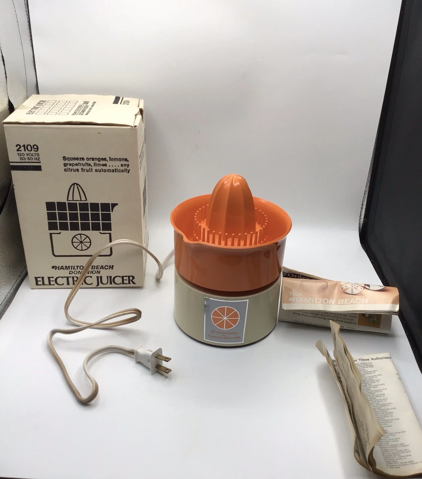 VTG Dominion Hamilton Beach Scovill Electric Orange Citrus Juicer 2109 TESTED