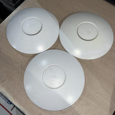 x3 UNIFI SWX-UAP ACCESS POINT