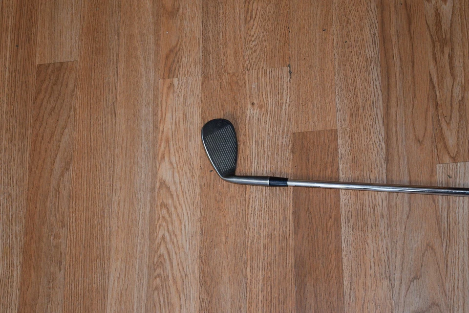 Taco de golfe Lynx Tour 56° 12° cunha areia aço 5.5 eixo flexível precisão - Imagem 2 de 4