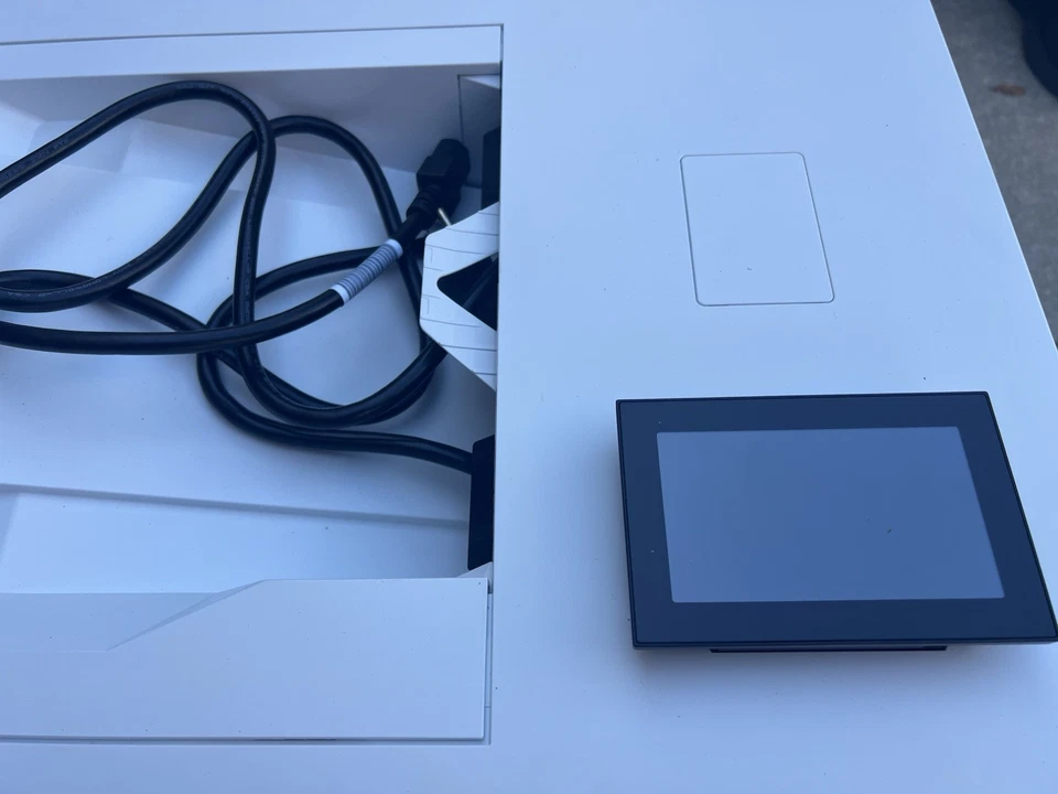 Impresora HP Color LaserJet Enterprise 5700dn Foto 4 de 4